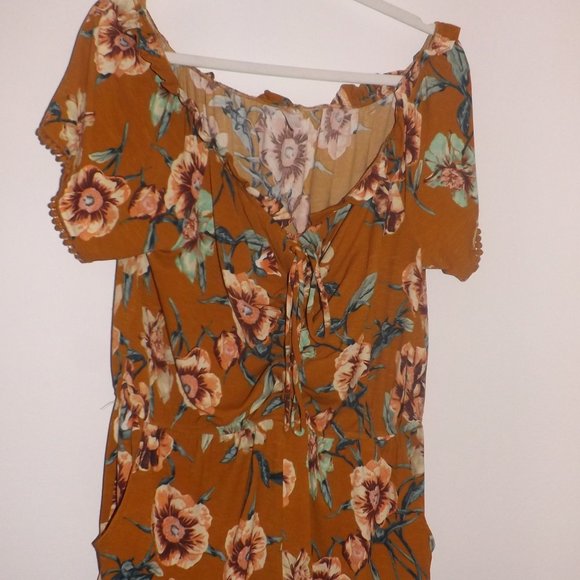 Xhilaration Pants - Yellow Floral romper